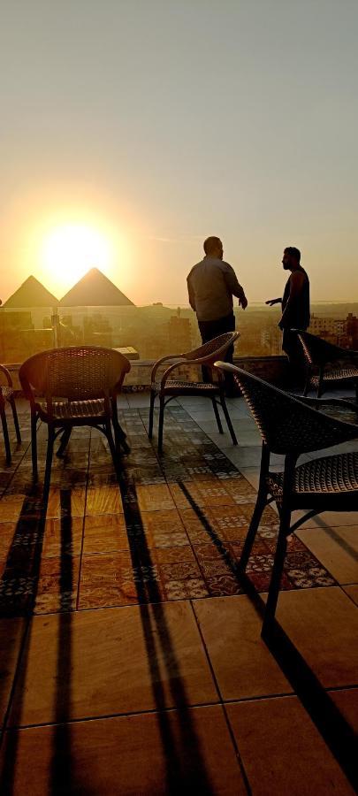 Bedouin Pyramids View Hotel Kafrat al Jabal Exterior photo