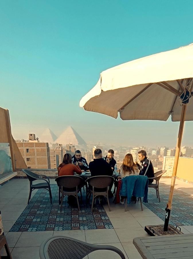 Bedouin Pyramids View Hotel Kafrat al Jabal Exterior photo